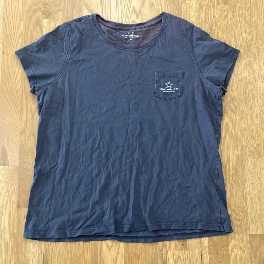 Vineyard Vines Women’s Dallas Cowboys NFL Cotton Short Sleeve Tee Shirt Top